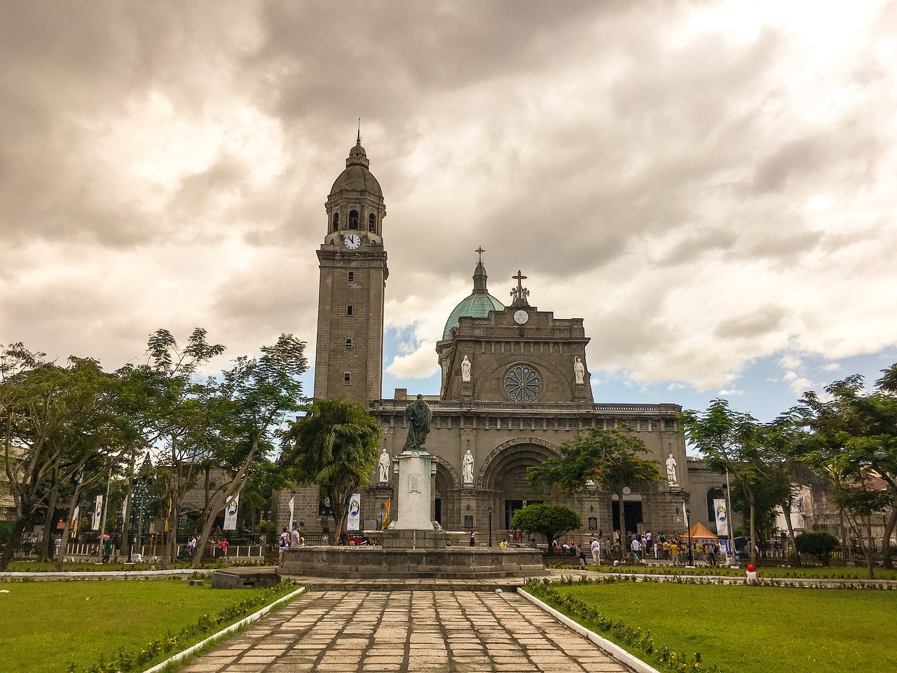 Intramuros: Walking Manila's Historic Walled City